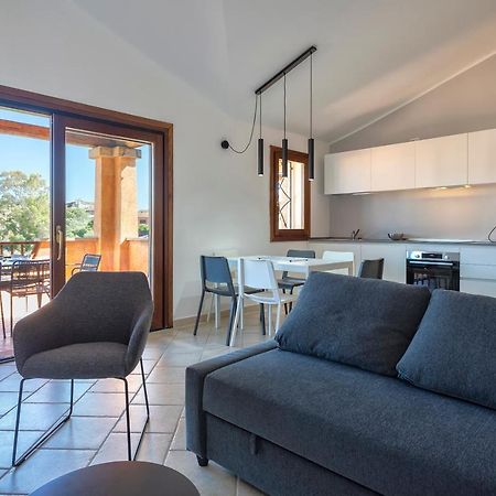 Ferienwohnung House Of Lens Golfo Aranci Exterior foto