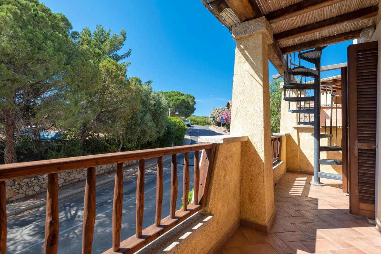 Ferienwohnung House Of Lens Golfo Aranci Exterior foto