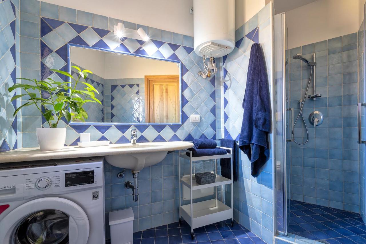 Ferienwohnung House Of Lens Golfo Aranci Exterior foto